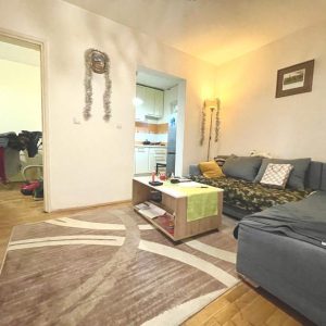 Prodaja stana Krnjaca