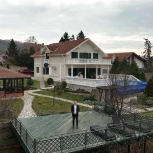 Luksuzna kuća na obali Save